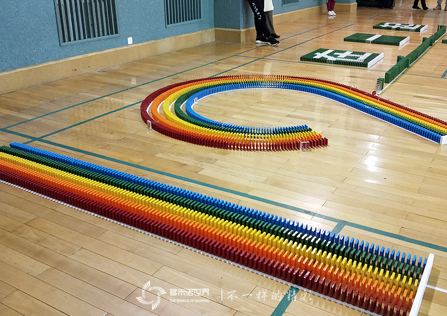 惶者生存、奮發(fā)生長-廣聯(lián)達(dá)教育培訓(xùn)事業(yè)部多米諾團(tuán)隊(duì)大挑戰(zhàn)