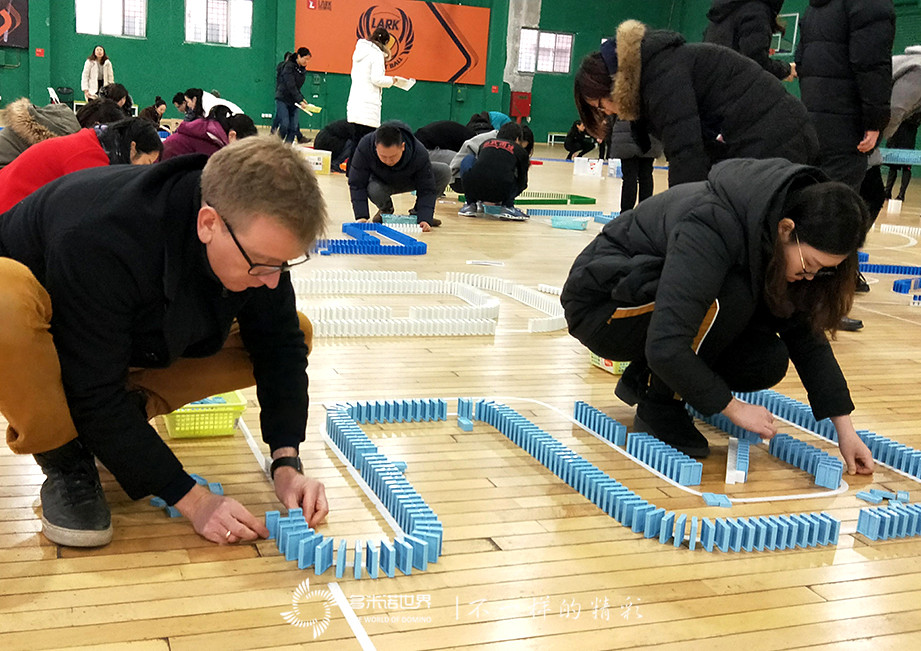 諾和諾德的多米諾世界之旅