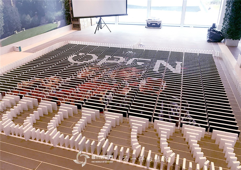 歌詩達威尼斯號首秀多米諾