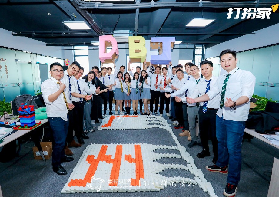 多米諾再戰(zhàn)年會云挑戰(zhàn)