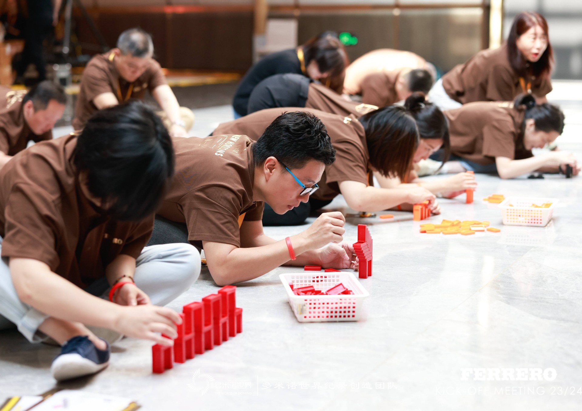 費(fèi)列羅多米諾共創(chuàng)